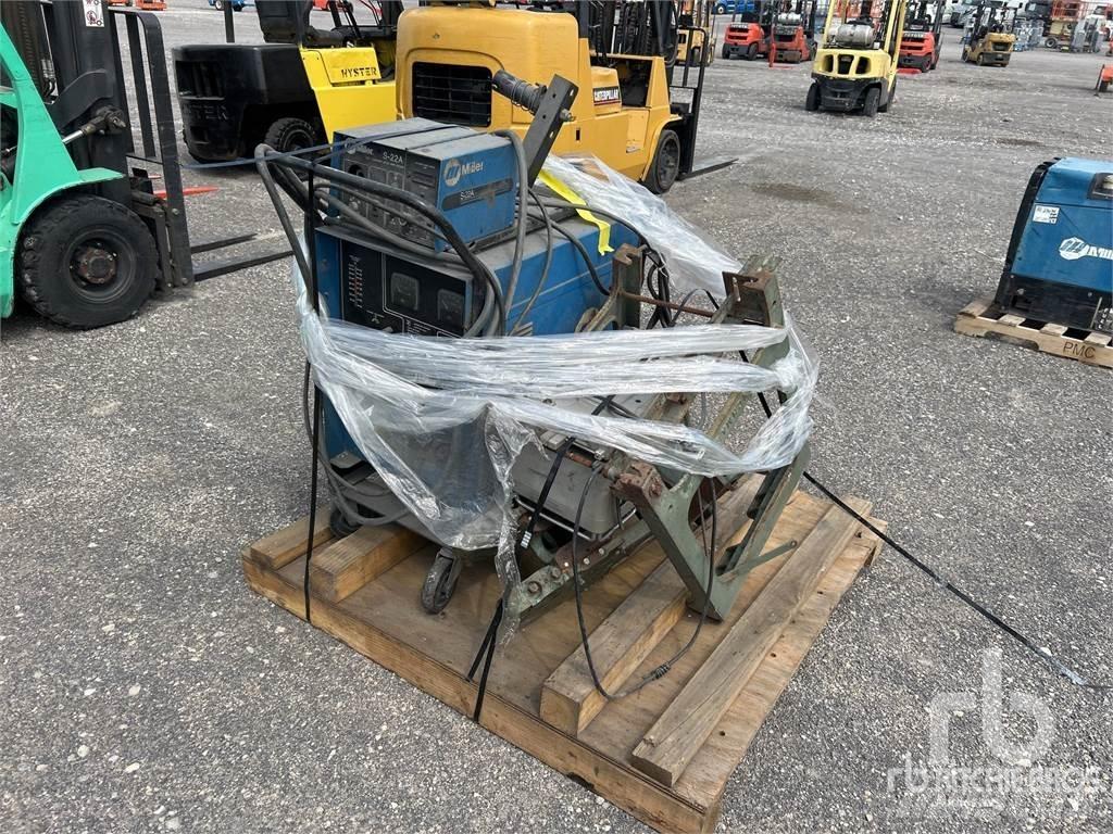 Miller CP-300 ماكينات لحام