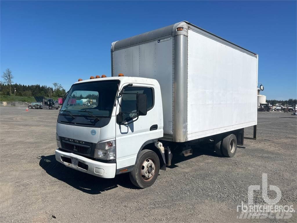 Mitsubishi FE شاحنة مقفلة