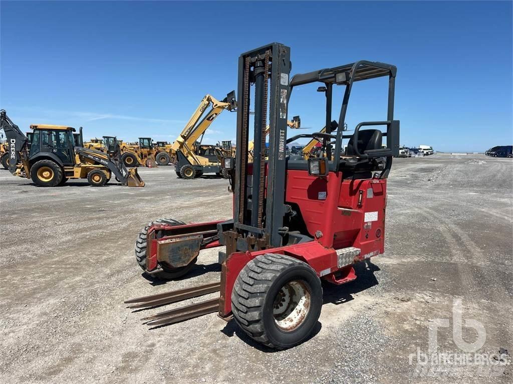  MOFFET M55 BS شاحنات الطرق الوعرة