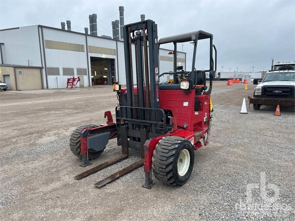  MOFFET M8 55.3 شاحنات الديزل