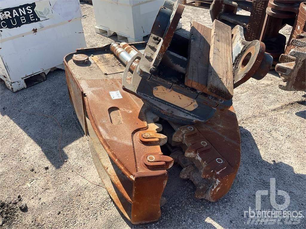 Mustang 16 in جراشات البناء