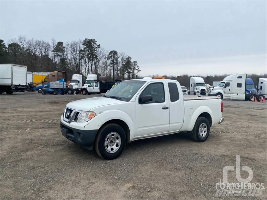 Nissan FRONTIER شاحنات خفيفة/مفصلية الجوانب