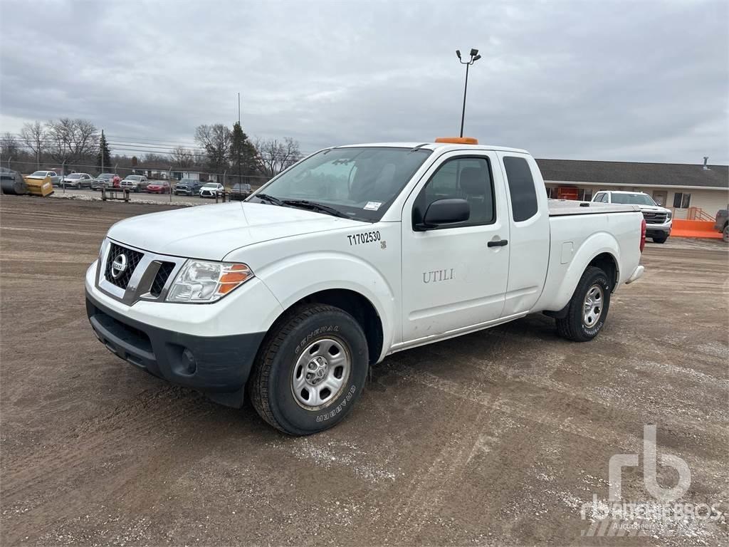 Nissan FRONTIER شاحنات خفيفة/مفصلية الجوانب