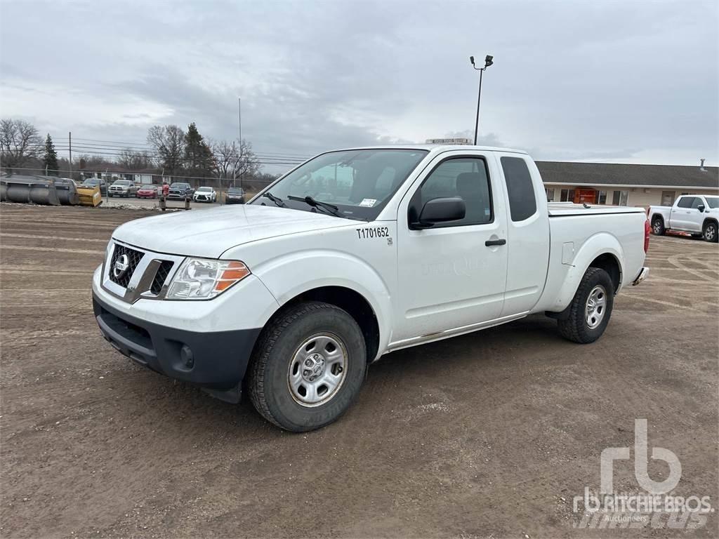 Nissan FRONTIER شاحنات خفيفة/مفصلية الجوانب