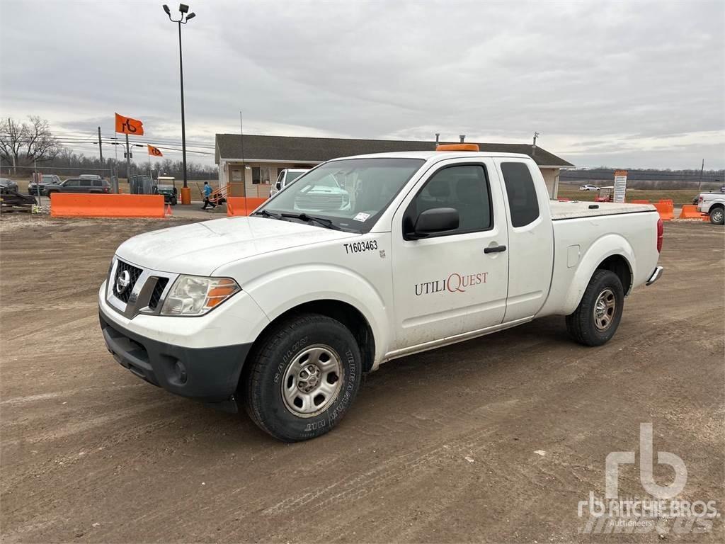 Nissan FRONTIER شاحنات خفيفة/مفصلية الجوانب