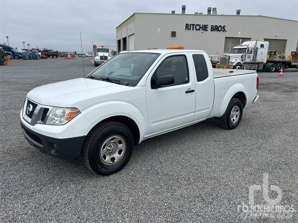 Nissan FRONTIER شاحنات خفيفة/مفصلية الجوانب