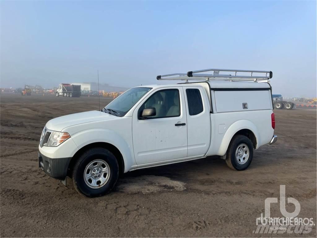 Nissan FRONTIER شاحنات خفيفة/مفصلية الجوانب