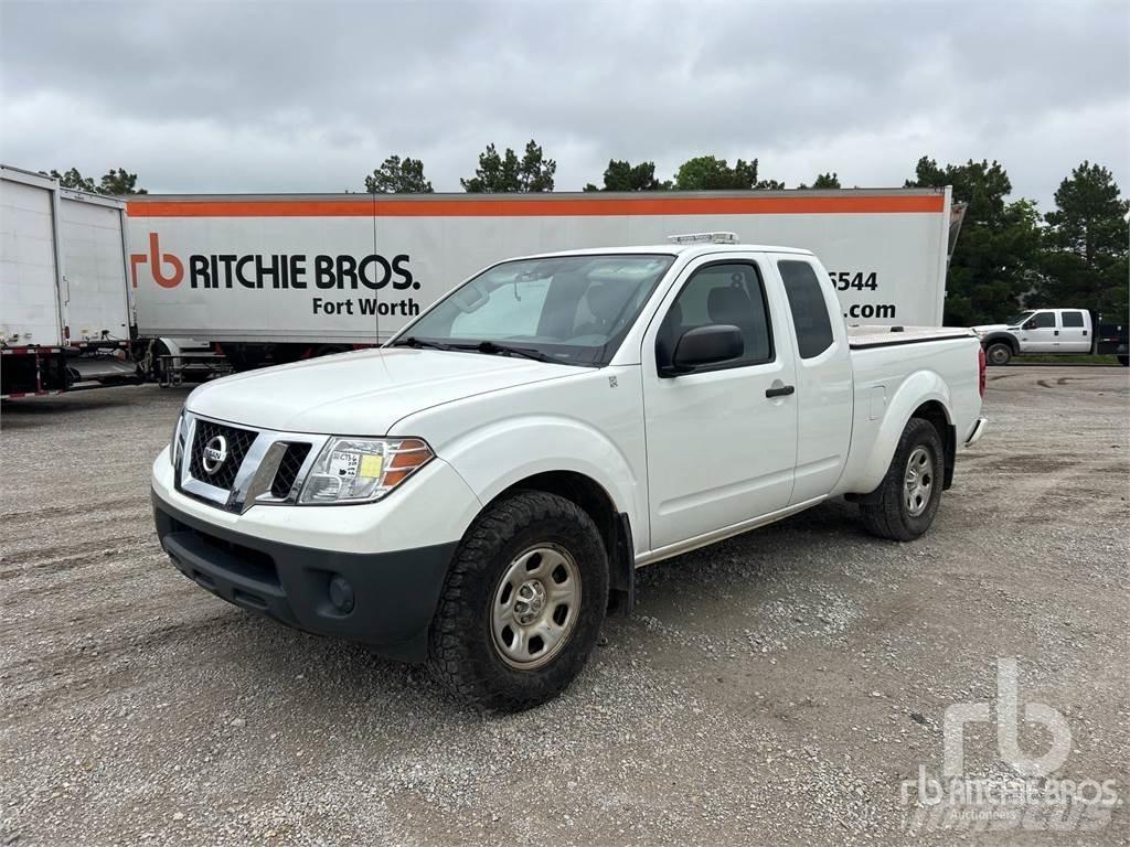 Nissan FRONTIER شاحنات خفيفة/مفصلية الجوانب