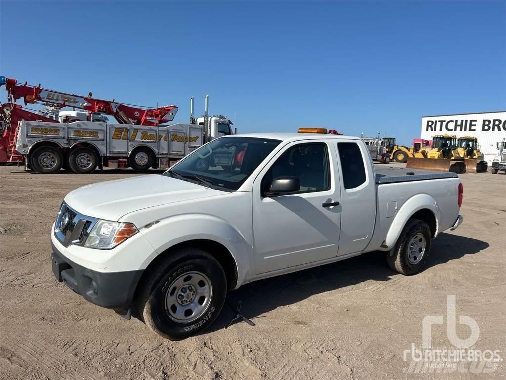 Nissan FRONTIER شاحنات خفيفة/مفصلية الجوانب