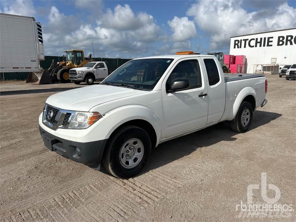 Nissan FRONTIER شاحنات خفيفة/مفصلية الجوانب
