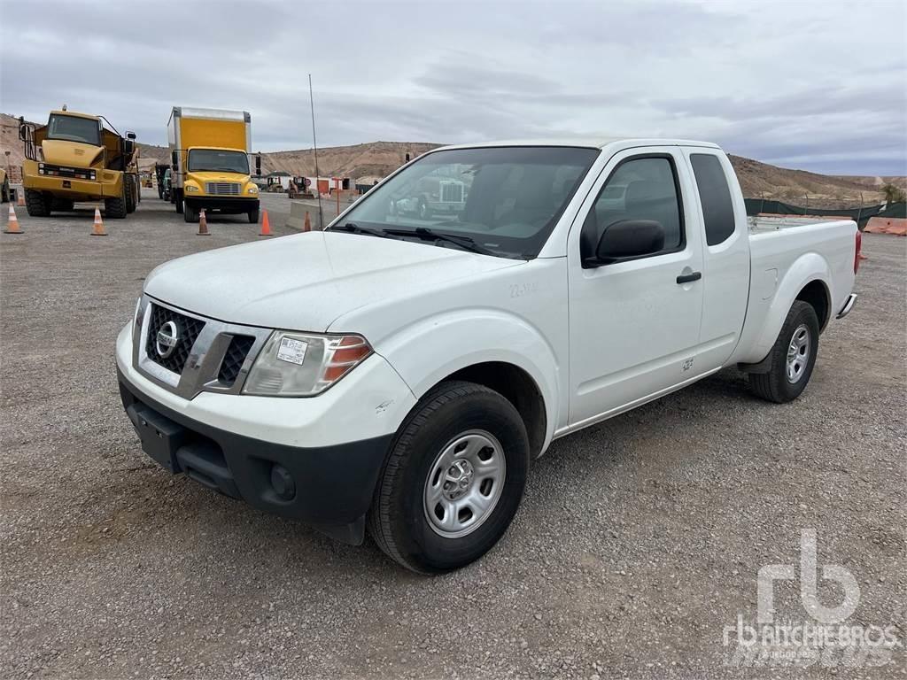 Nissan FRONTIER شاحنات خفيفة/مفصلية الجوانب