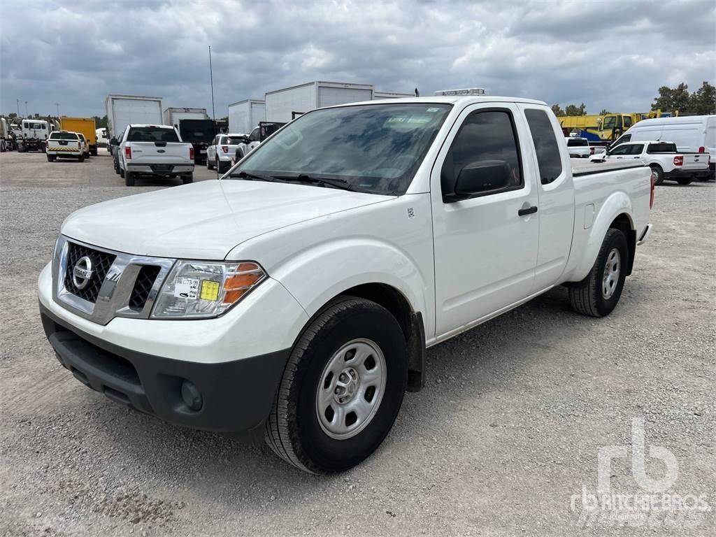 Nissan FRONTIER شاحنات خفيفة/مفصلية الجوانب