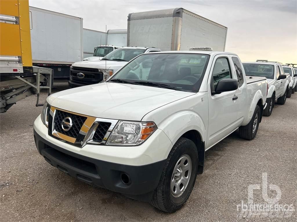 Nissan FRONTIER شاحنات خفيفة/مفصلية الجوانب