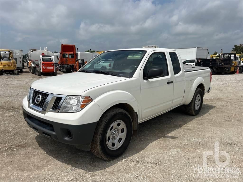 Nissan FRONTIER شاحنات خفيفة/مفصلية الجوانب
