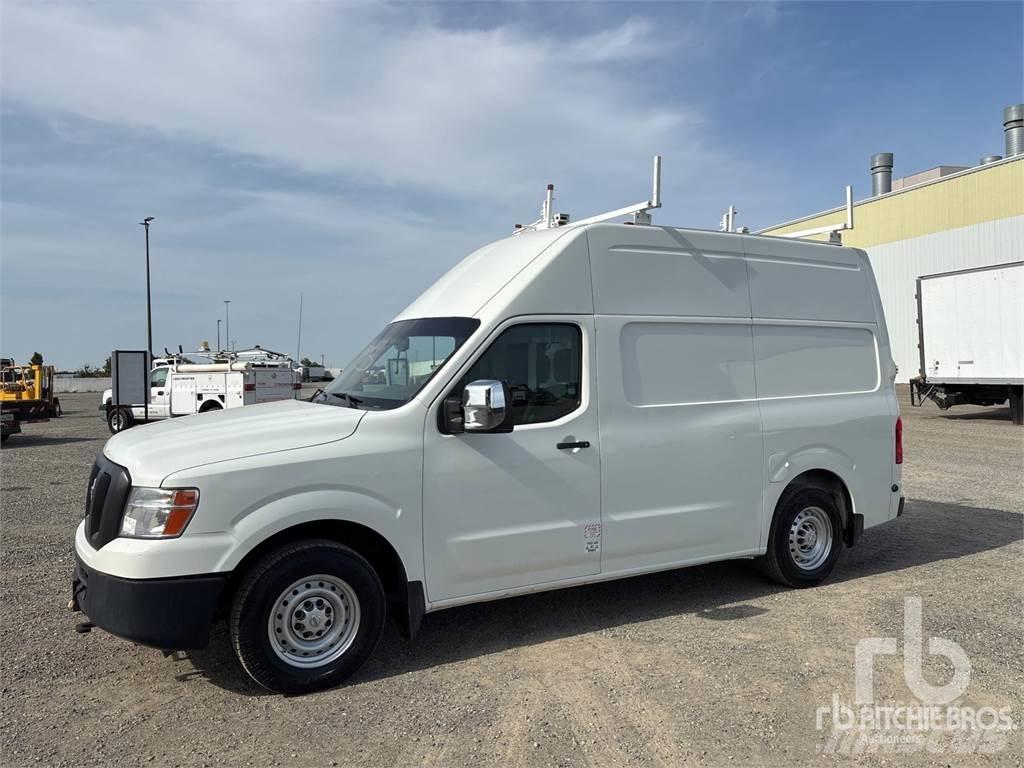 Nissan NV2500HD شاحنات بدرجة حرارة قابلة للضبط