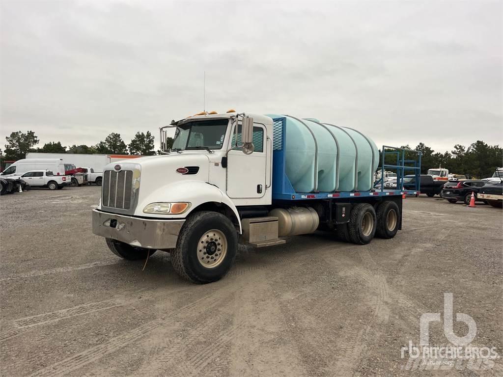 Peterbilt 335 صهاريج مياه