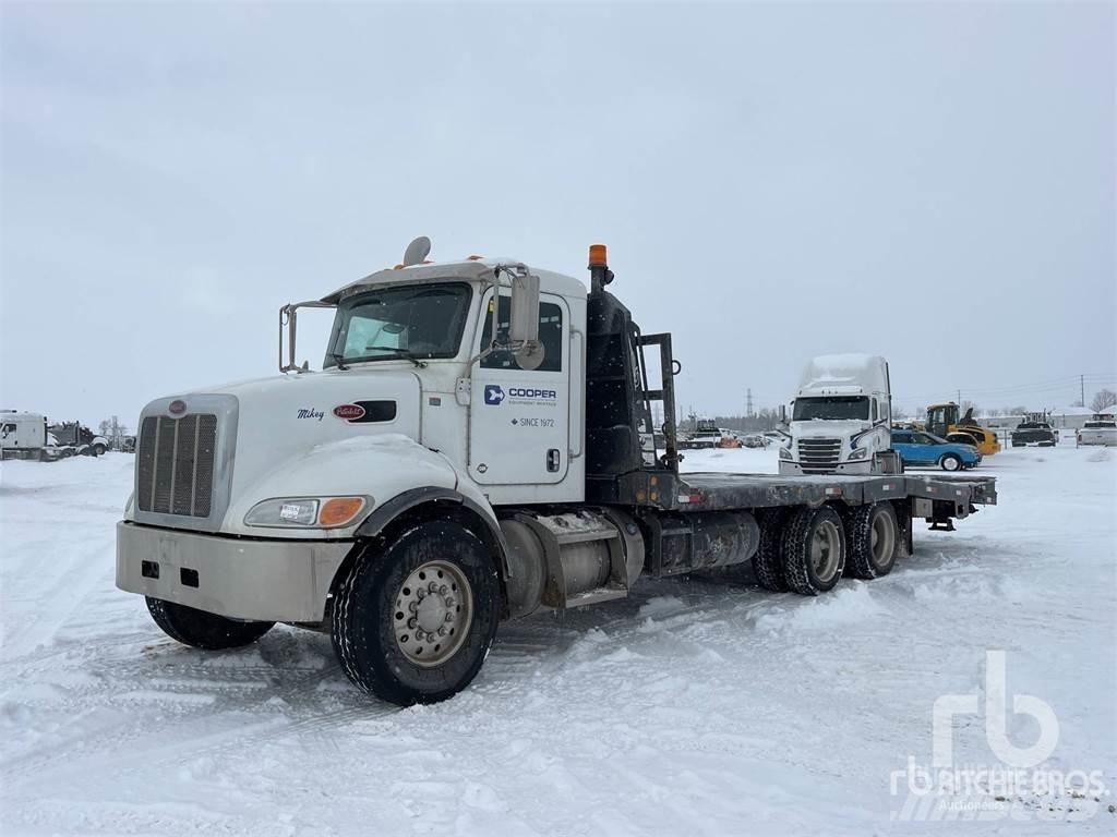 Peterbilt 348 شاحنات مسطحة/مفصلية الجوانب