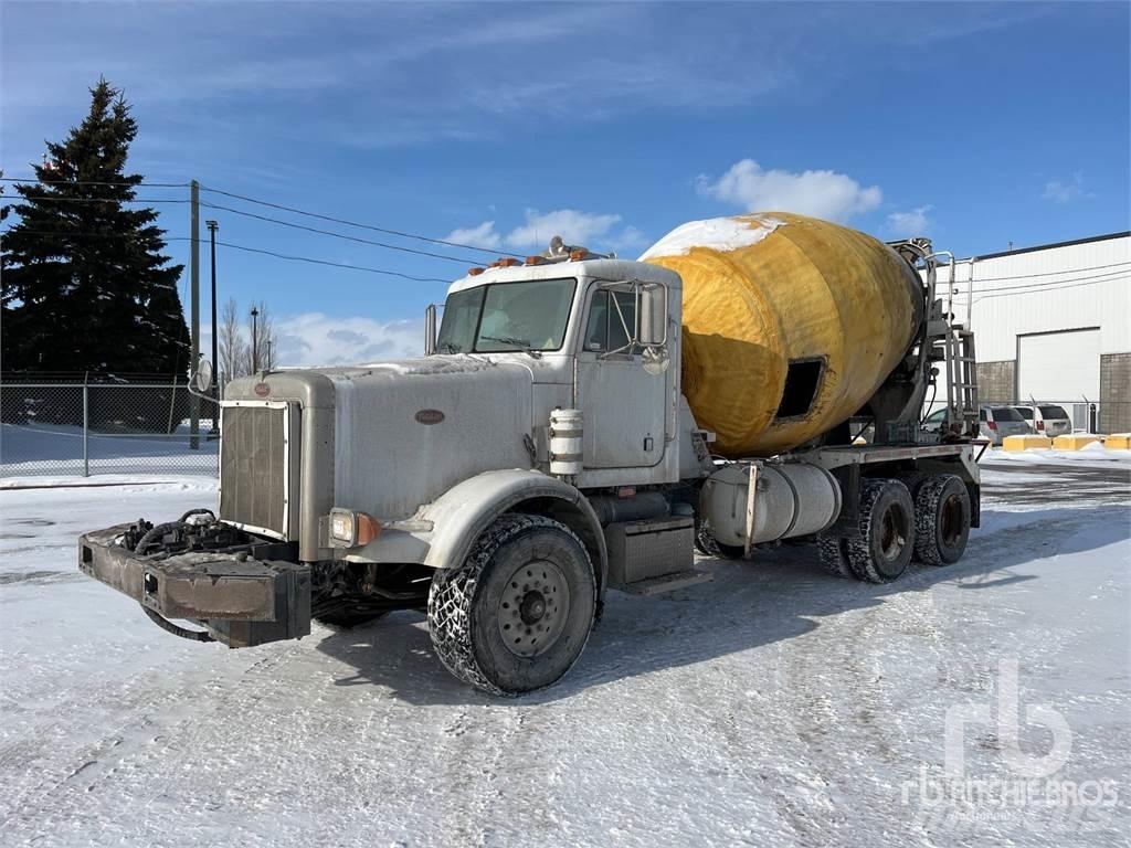 Peterbilt 357 شاحنات خرسانة