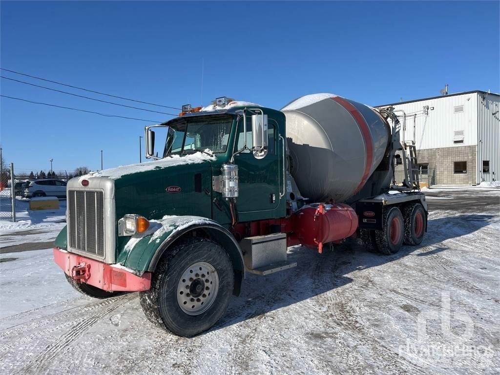 Peterbilt 357 شاحنات خرسانة