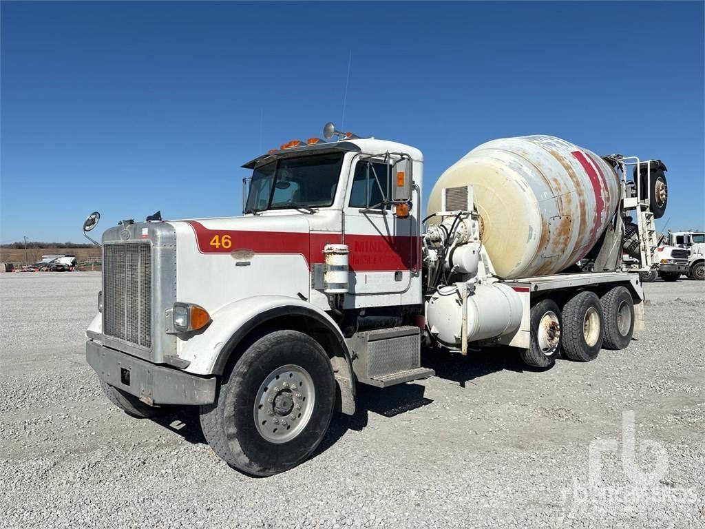 Peterbilt 357 شاحنات خرسانة