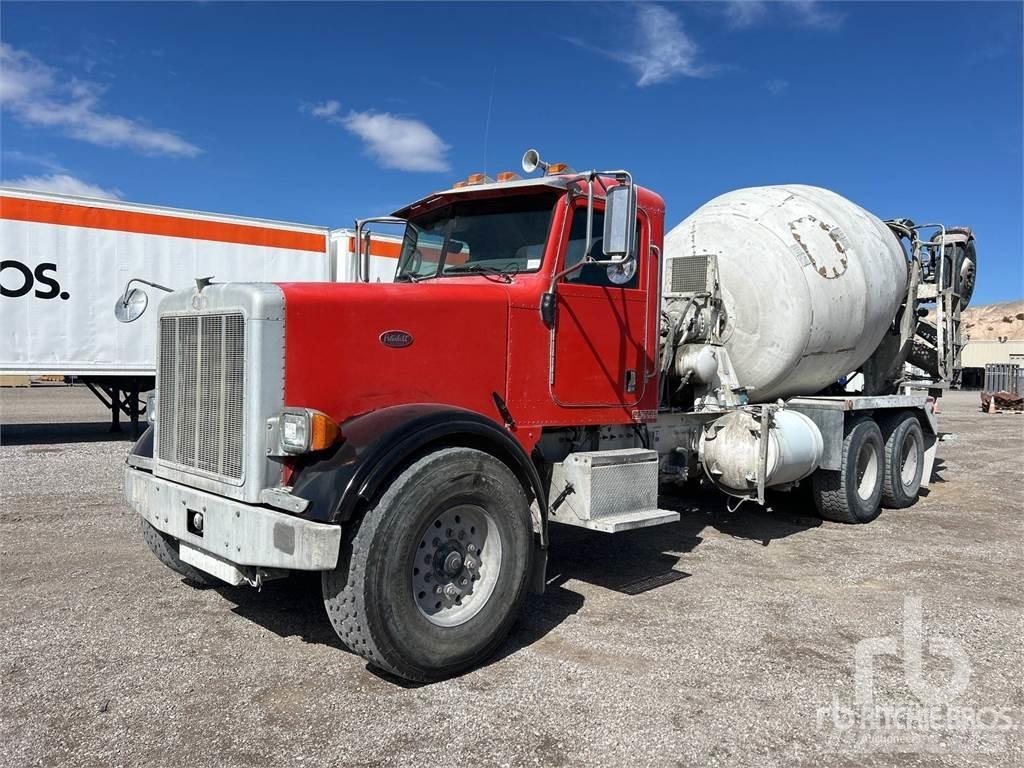 Peterbilt 357 شاحنات خرسانة