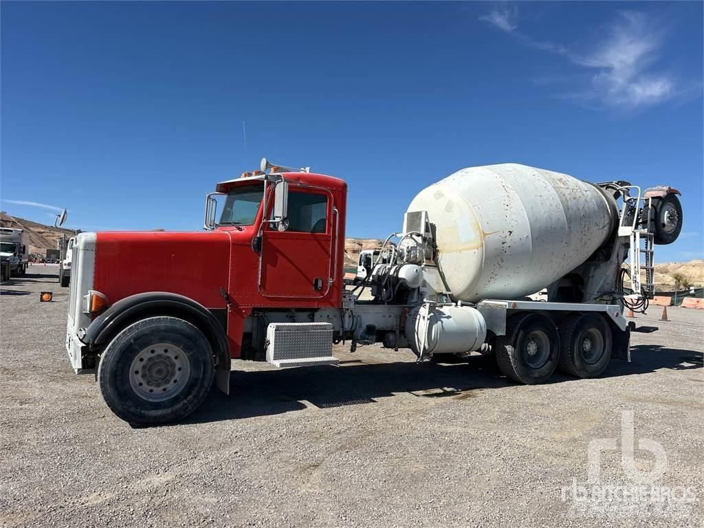 Peterbilt 357 شاحنات خرسانة