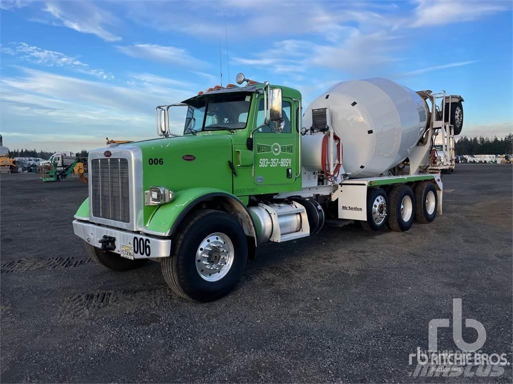 Peterbilt 365 شاحنات خرسانة