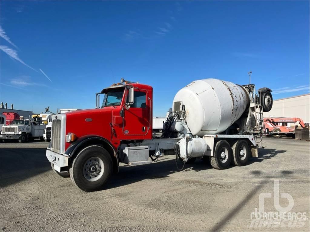 Peterbilt 365 شاحنات خرسانة