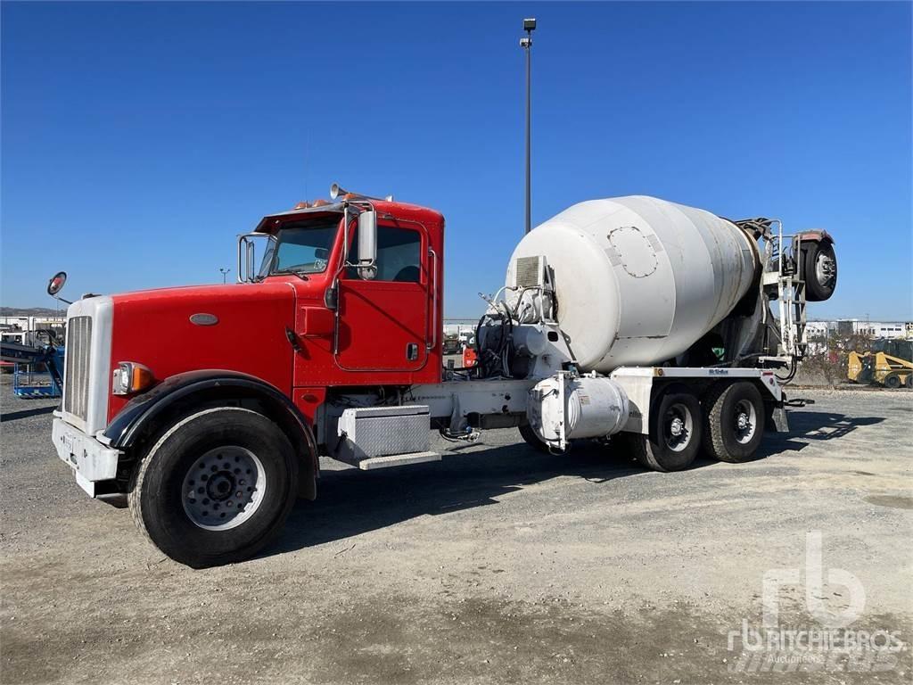 Peterbilt 365 شاحنات خرسانة