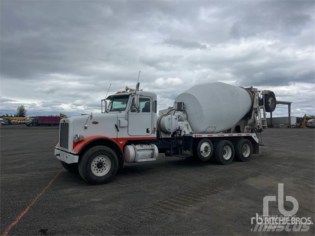 Peterbilt 365 شاحنات خرسانة