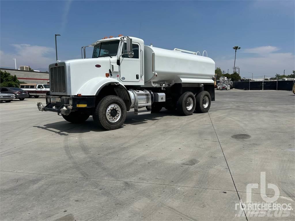 Peterbilt 365 صهاريج مياه