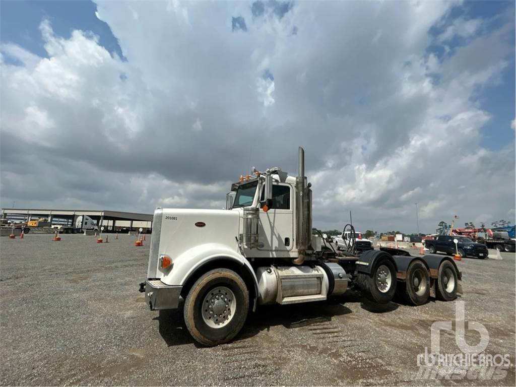 Peterbilt 367 وحدات الجر