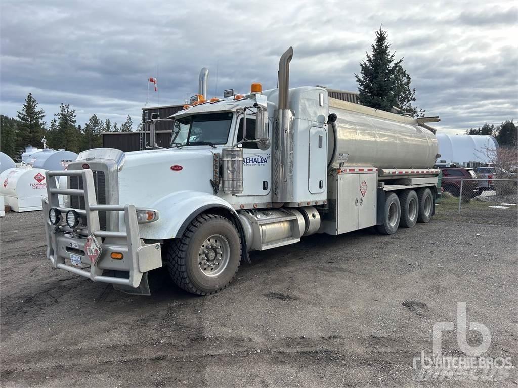 Peterbilt 367 شاحنات ذات صهاريج
