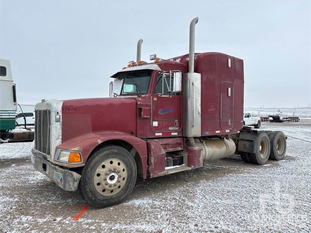 Peterbilt 377 وحدات الجر