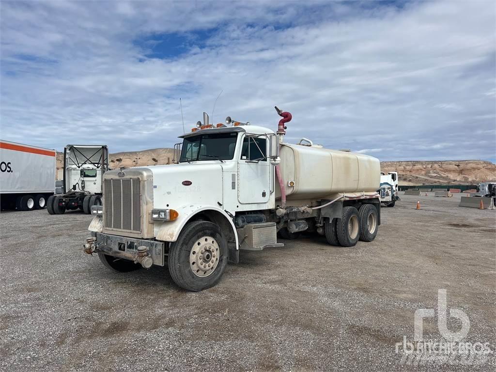 Peterbilt 378 صهاريج مياه