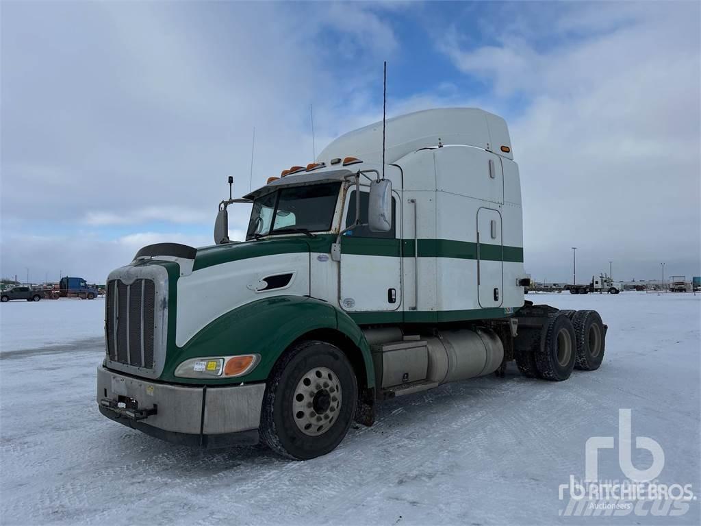 Peterbilt 384 وحدات الجر