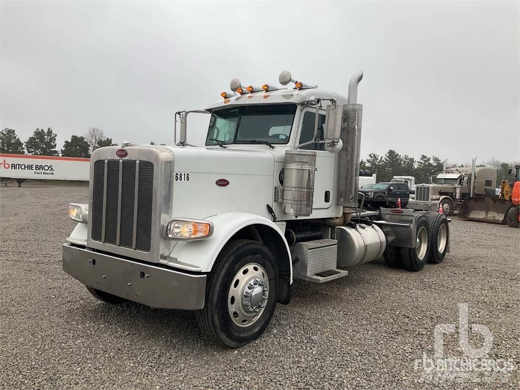 Peterbilt 388 وحدات الجر