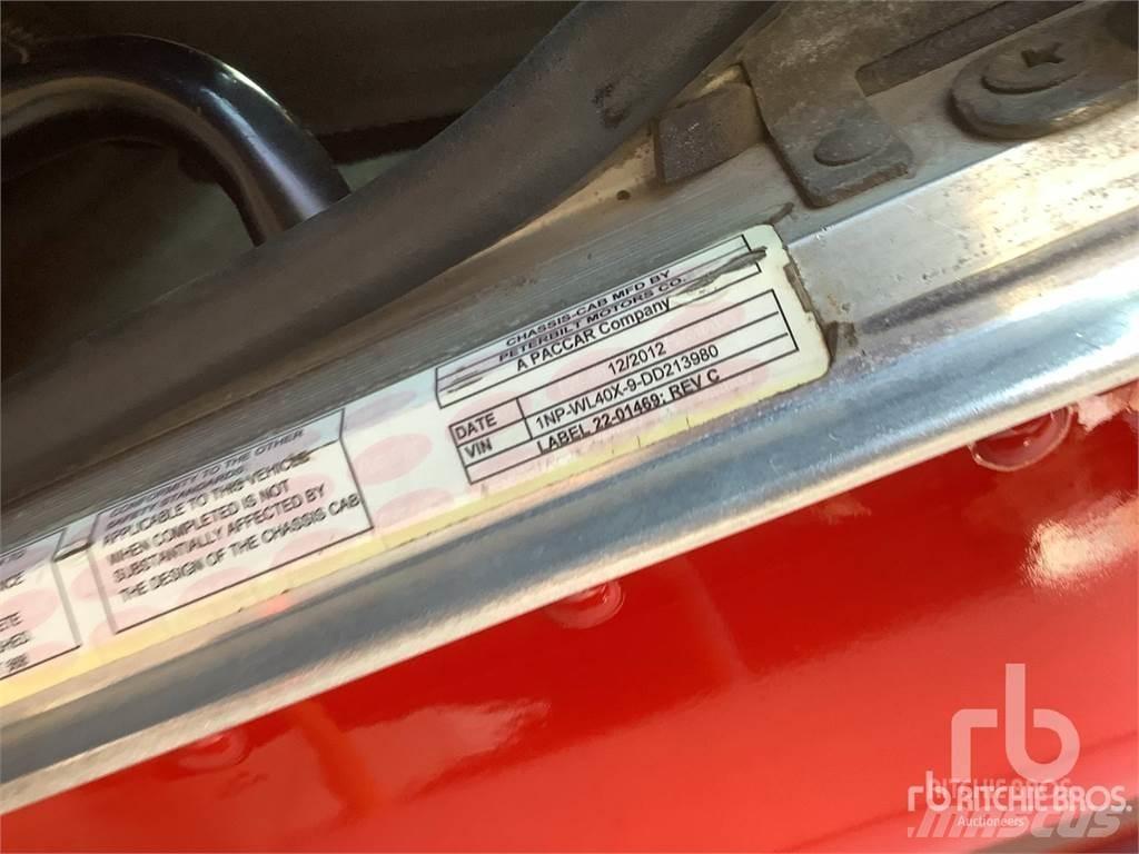 Peterbilt 388 شاحنات قلابة