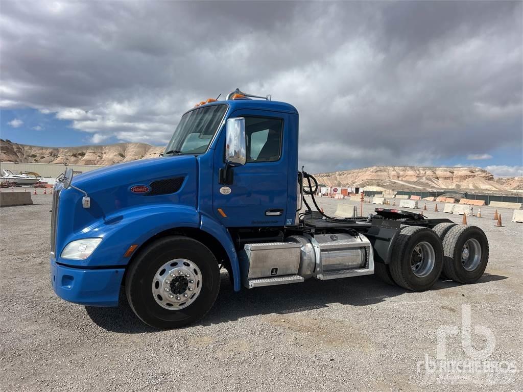 Peterbilt 579 وحدات الجر