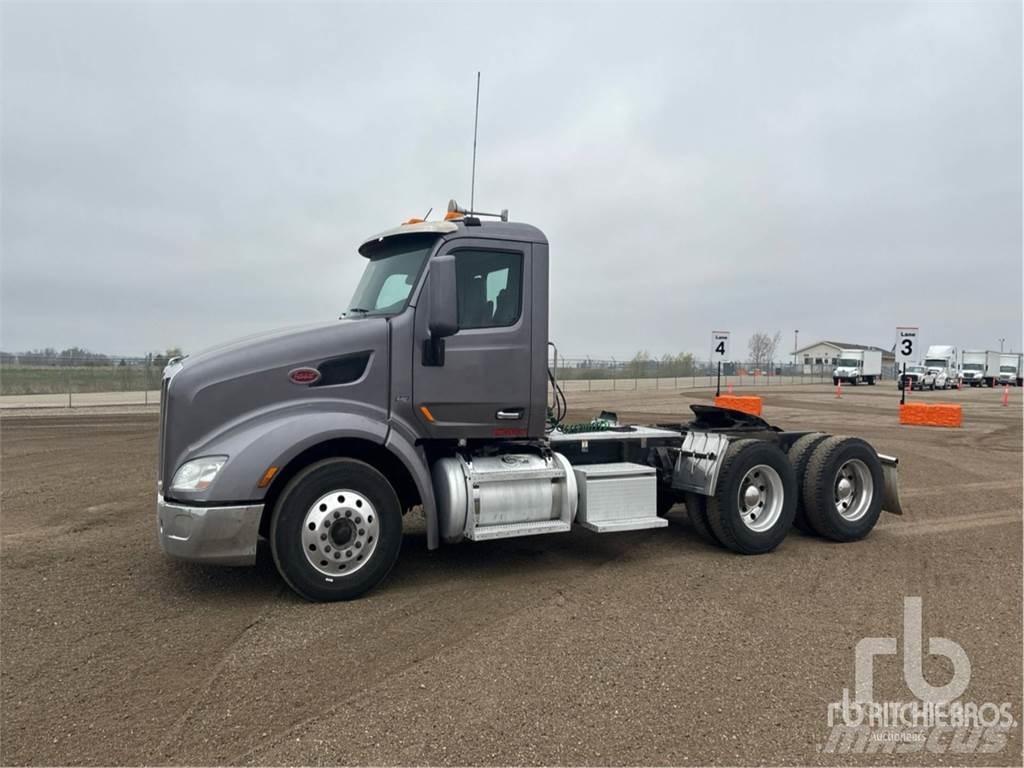 Peterbilt 579 وحدات الجر