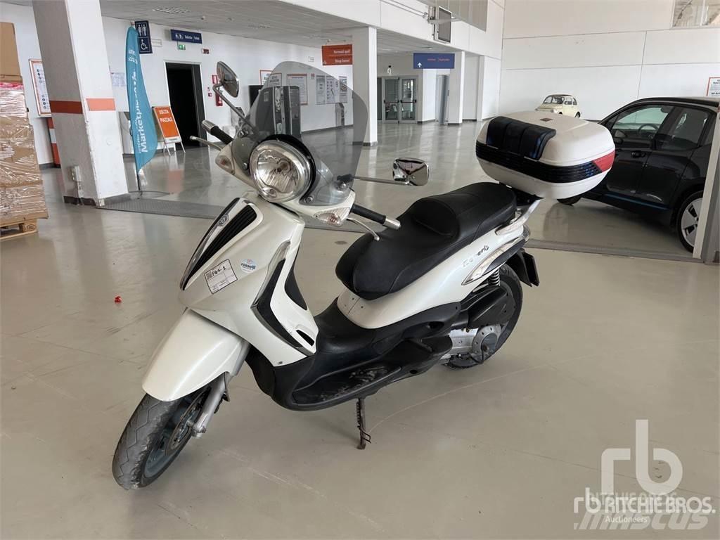 Piaggio BEVERLY سيارات