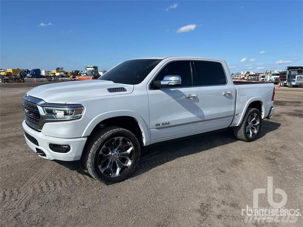 RAM 1500 شاحنات خفيفة/مفصلية الجوانب