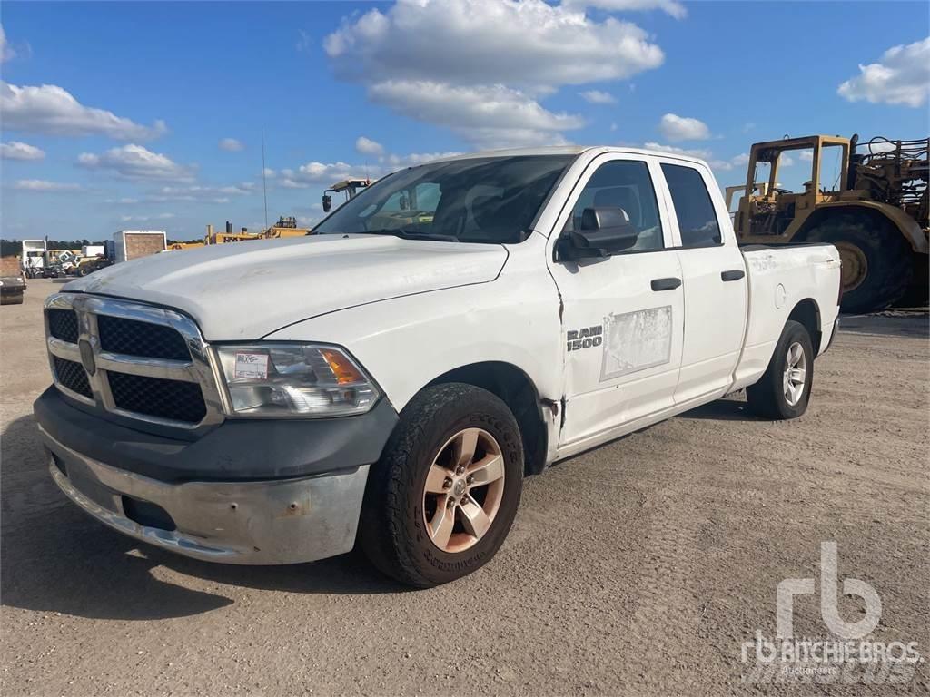 RAM 1500 شاحنات خفيفة/مفصلية الجوانب