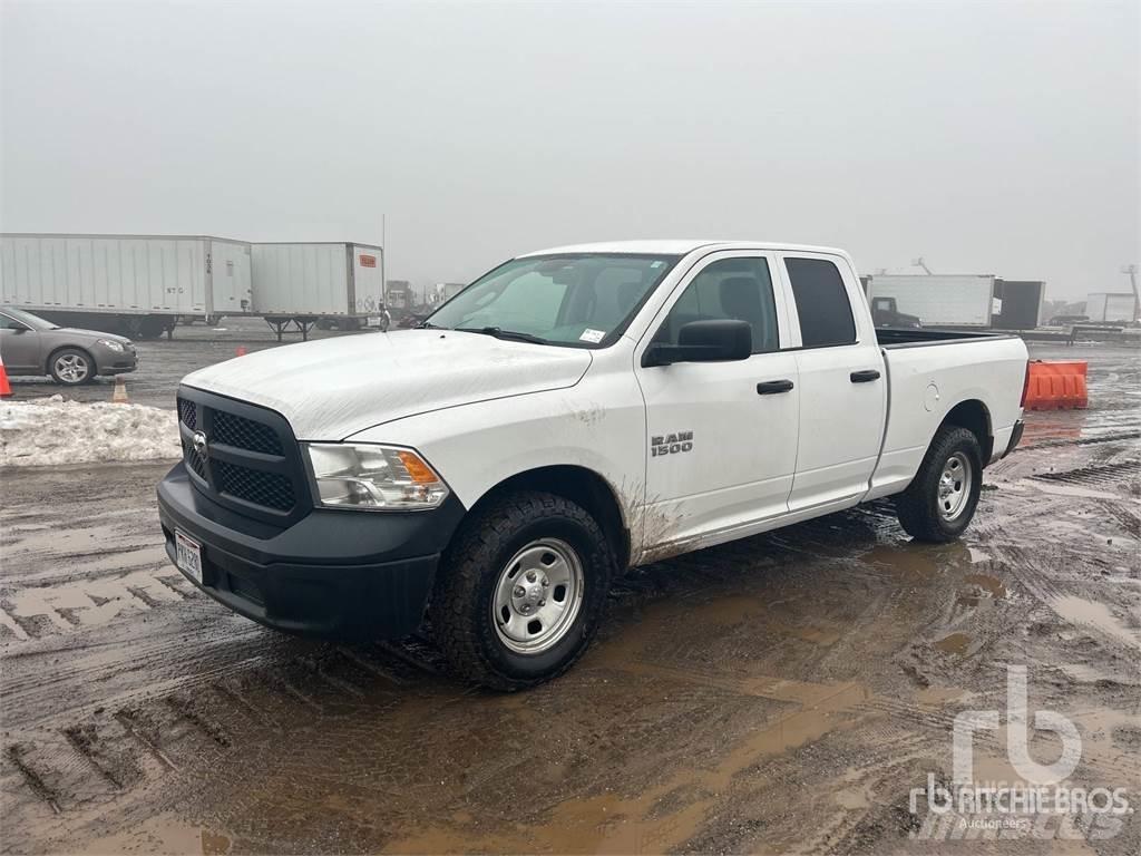 RAM 1500 شاحنات خفيفة/مفصلية الجوانب