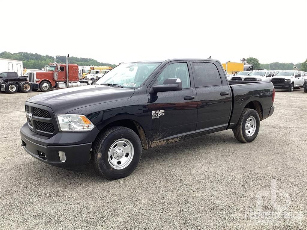 RAM 1500 شاحنات خفيفة/مفصلية الجوانب