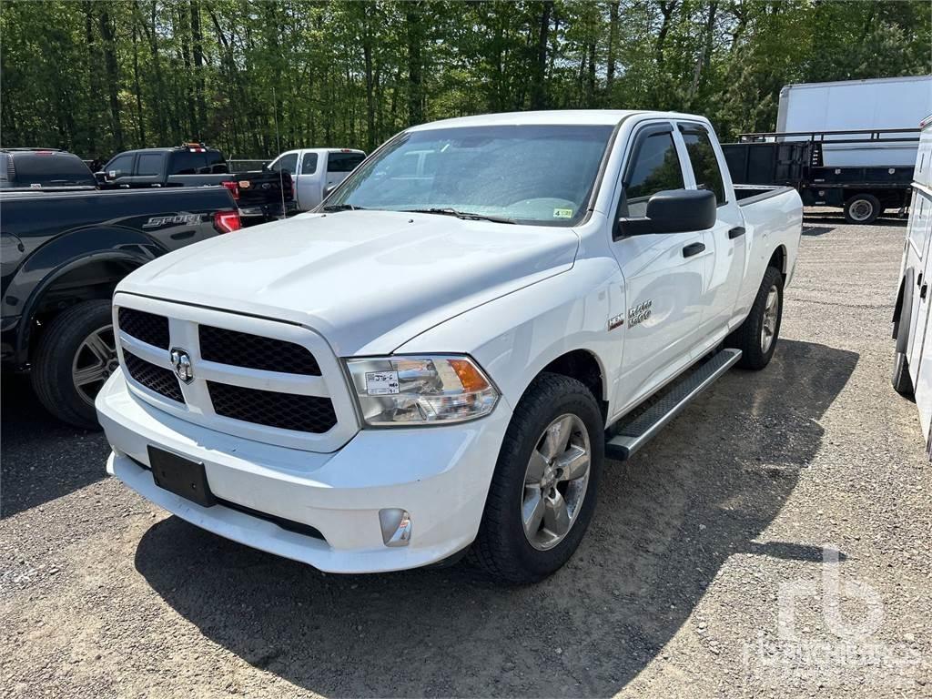 RAM 1500 شاحنات خفيفة/مفصلية الجوانب