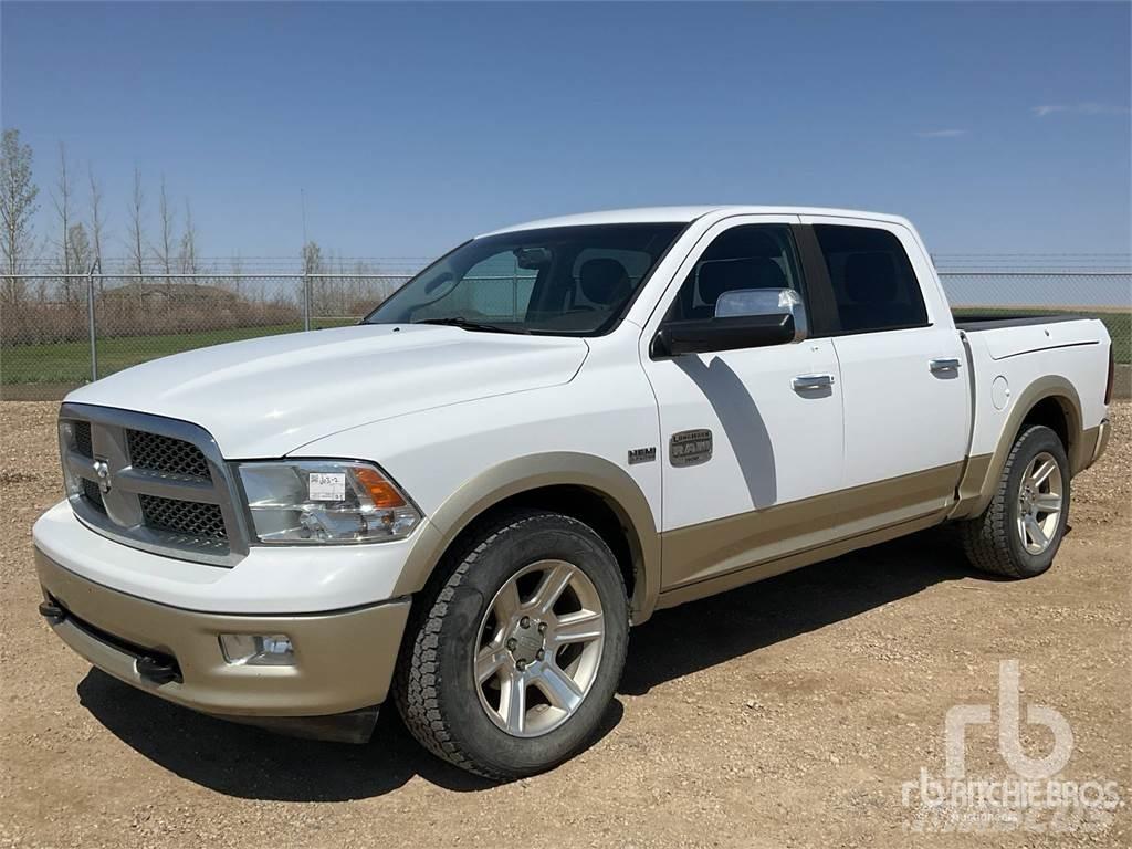 RAM 1500 شاحنات خفيفة/مفصلية الجوانب