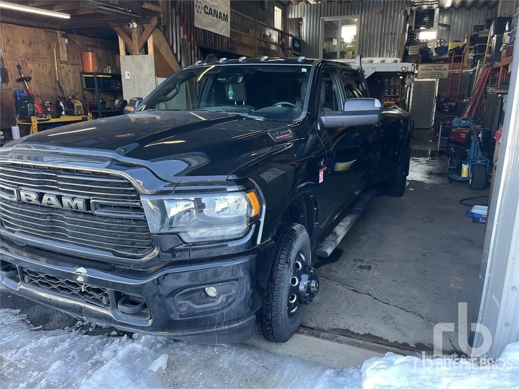 RAM 3500 شاحنات خفيفة/مفصلية الجوانب