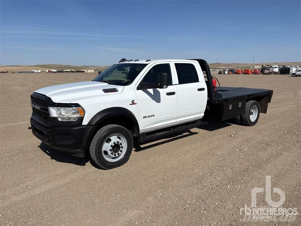 RAM 4500 شاحنات مسطحة/مفصلية الجوانب