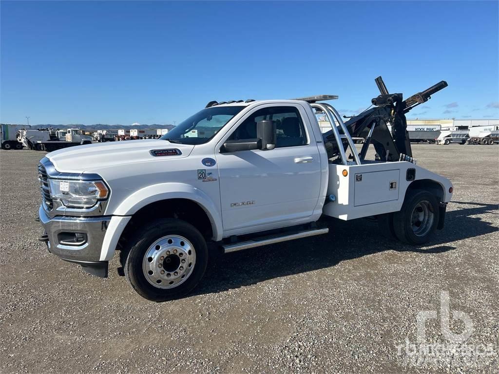 RAM 5500 شاحنات مسطحة / أوناش